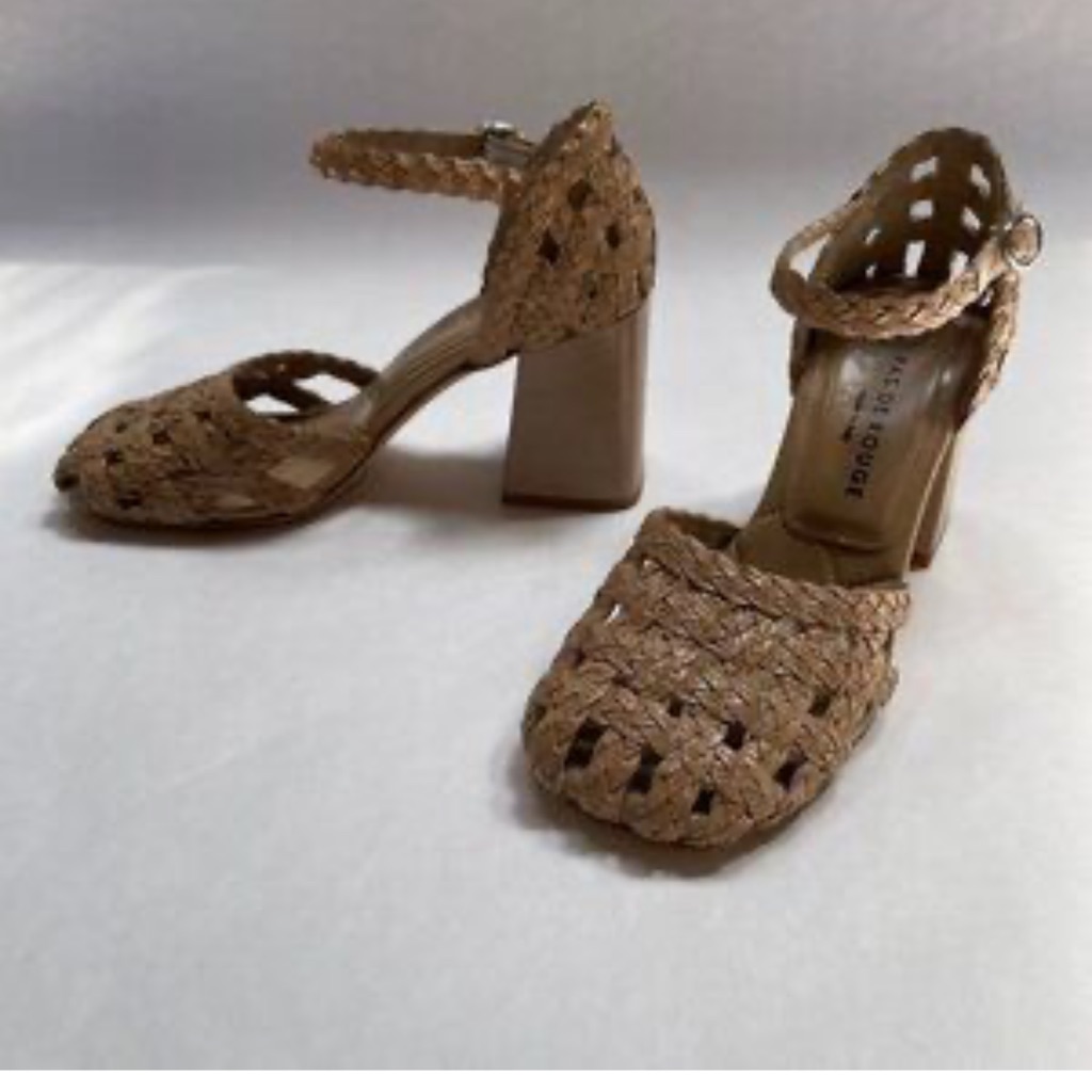 Pas De Rouge Tan Woven Heels